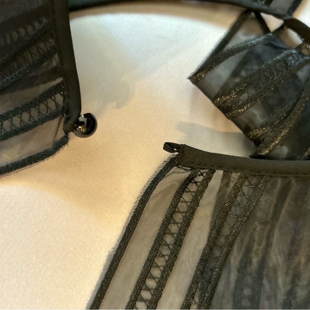 Anthropologie Black Detachable Pointed Collar - Picture 3 of 3